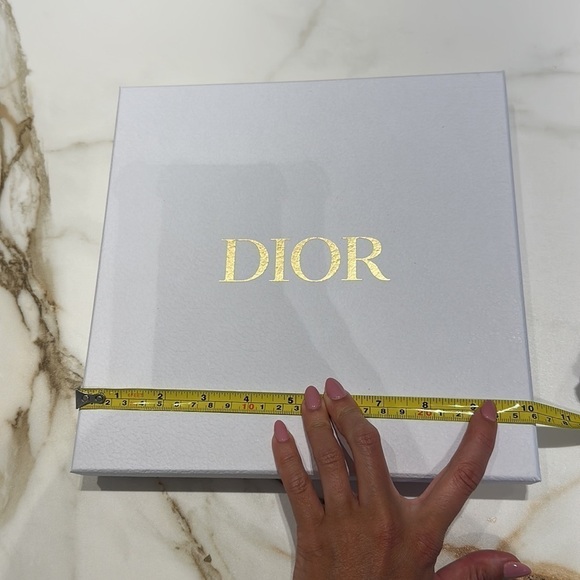 DIOR scarf/shirt box - Picture 4 of 4